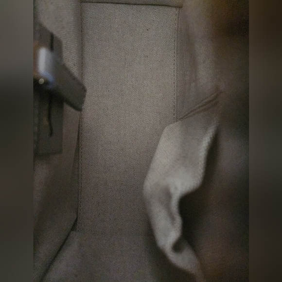 Givenchy handbag - Picture 4 of 17